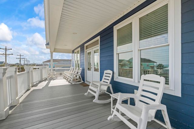 878 S Waccamaw Dr., Murrells Inlet, SC 29576