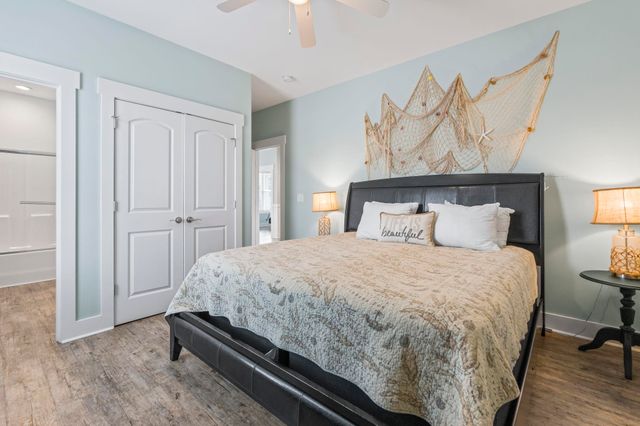 878 S Waccamaw Dr., Murrells Inlet, SC 29576