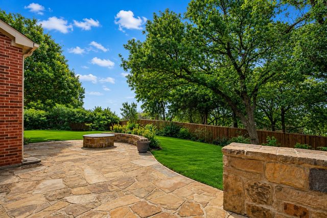 5200 Cornerwood Drive, Fort Worth, TX 76244