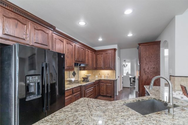 5200 Cornerwood Drive, Fort Worth, TX 76244
