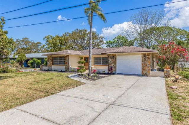 834 RIVERSIDE DRIVE, Tarpon Springs, FL 34689
