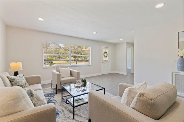 834 RIVERSIDE DRIVE, Tarpon Springs, FL 34689