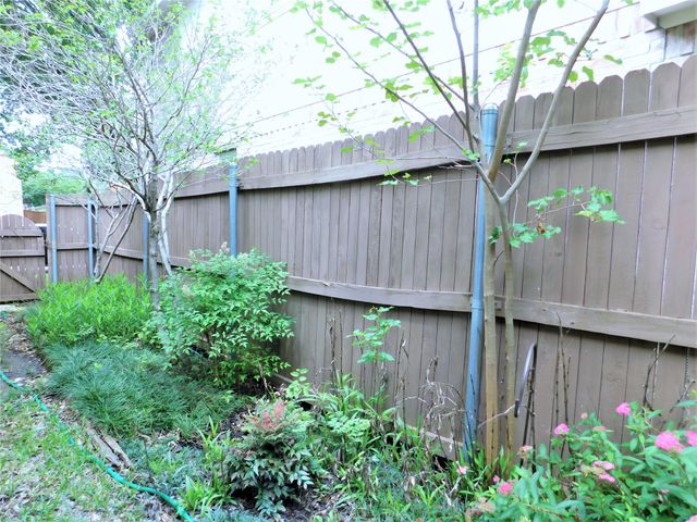 1664 Big Bend Drive, Lewisville, TX 75077