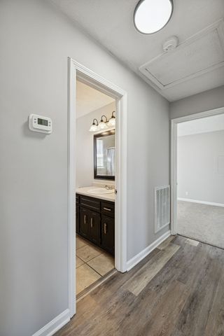 1135 Keith Ave, Oak Grove, KY 42262