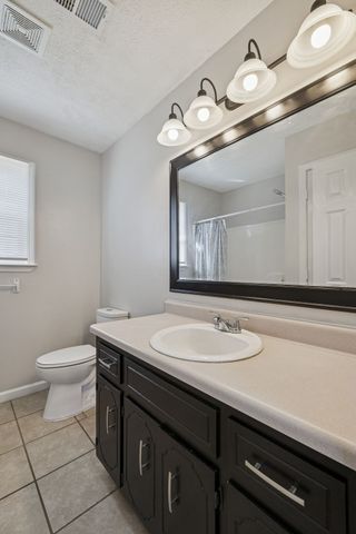 1135 Keith Ave, Oak Grove, KY 42262