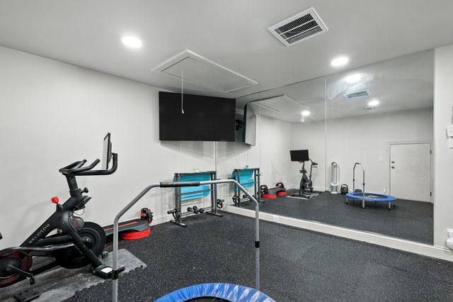 3 Glen Abbey Court, Abilene, TX 79606