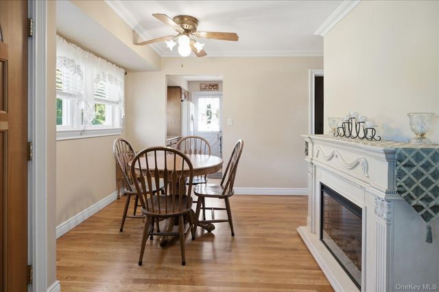 154 8th Avenue, Kings Park, NY 11754