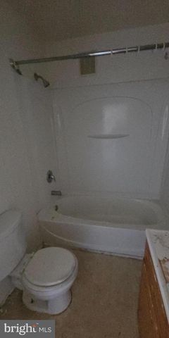 735 E 10TH ST, Wilmington, DE 19801