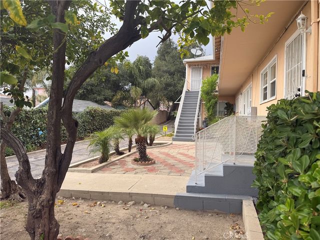 7061 Greeley Street, Tujunga, CA 91042