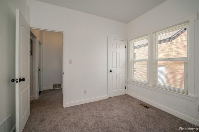 12395 Cherrylawn Street, Detroit, MI 48204