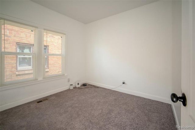 12395 Cherrylawn Street, Detroit, MI 48204