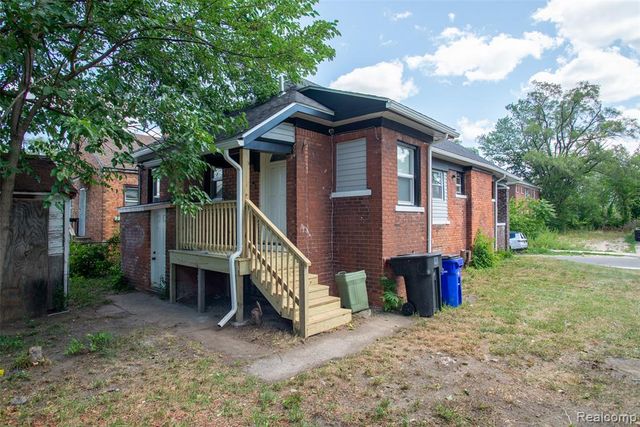 12395 Cherrylawn Street, Detroit, MI 48204
