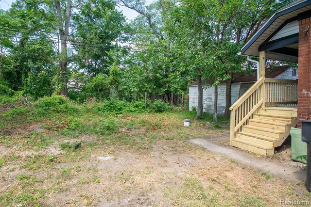 12395 Cherrylawn Street, Detroit, MI 48204