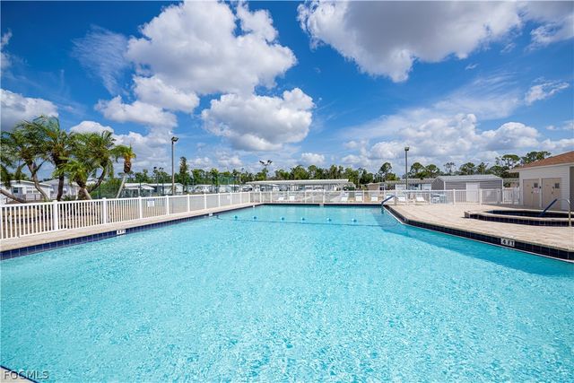 25 La Fonda LN, North Fort Myers, FL 33903