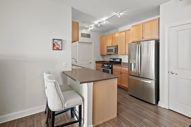 1905 N Water STREET #401, Milwaukee, WI 53202