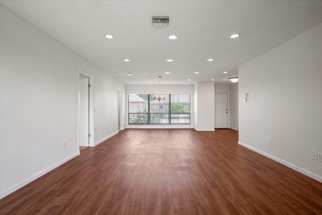 16 SE Turtle Creek Drive E, Tequesta, FL 33469