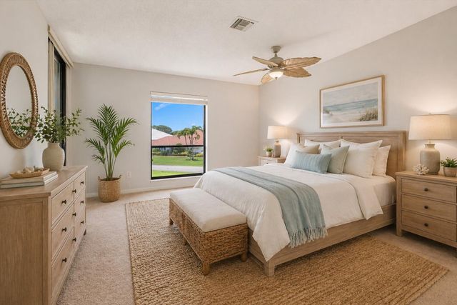 16 SE Turtle Creek Drive E, Tequesta, FL 33469