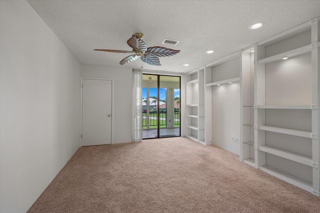 16 SE Turtle Creek Drive E, Tequesta, FL 33469