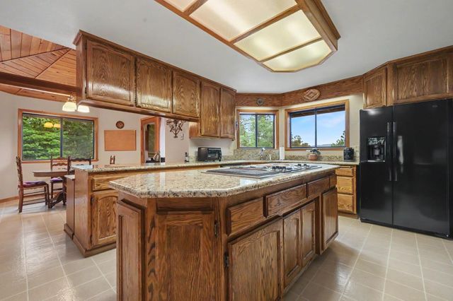 16150 Pinewood Dr, Pioneer, CA 95666