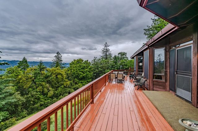 16150 Pinewood Dr, Pioneer, CA 95666