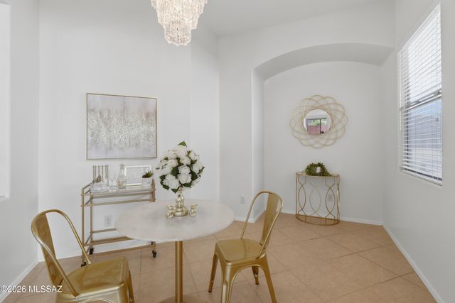 10046 E Cedar Hill Drive, Tucson, AZ 85748