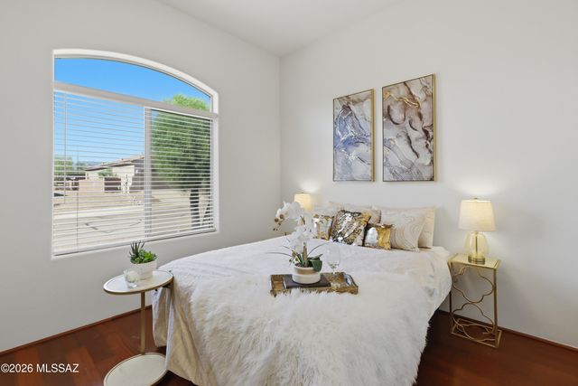 10046 E Cedar Hill Drive, Tucson, AZ 85748
