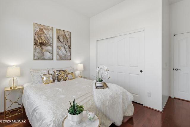 10046 E Cedar Hill Drive, Tucson, AZ 85748