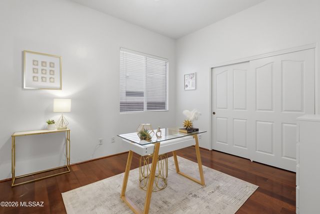 10046 E Cedar Hill Drive, Tucson, AZ 85748