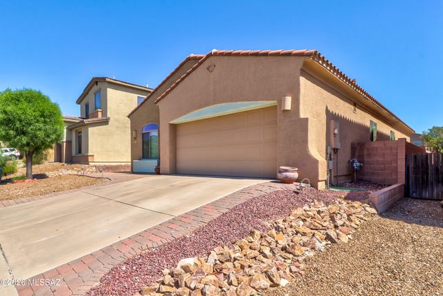 10046 E Cedar Hill Drive, Tucson, AZ 85748