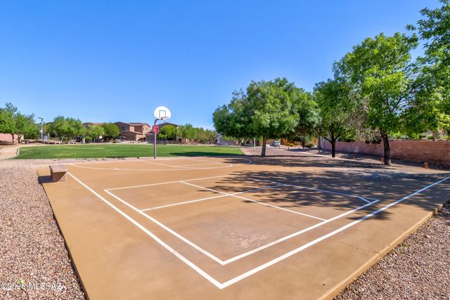 10046 E Cedar Hill Drive, Tucson, AZ 85748