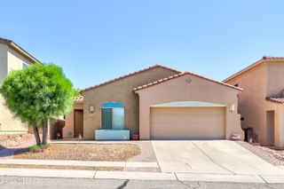 10046 E Cedar Hill Drive, Tucson, AZ 85748