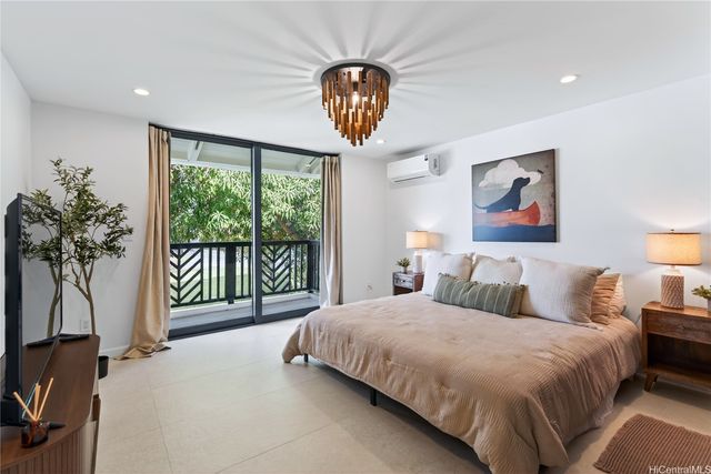 125 N Kalaheo Avenue, Kailua, HI 96734