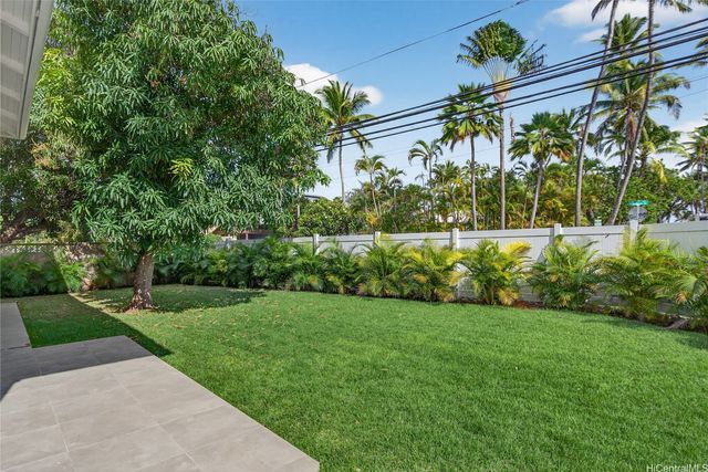 125 N Kalaheo Avenue, Kailua, HI 96734