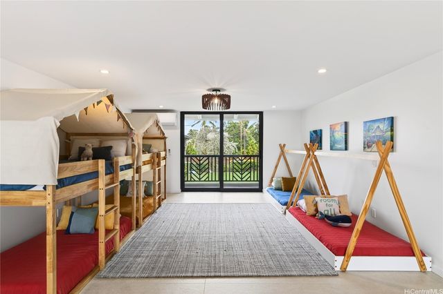 125 N Kalaheo Avenue, Kailua, HI 96734