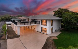 125 N Kalaheo Avenue, Kailua, HI 96734