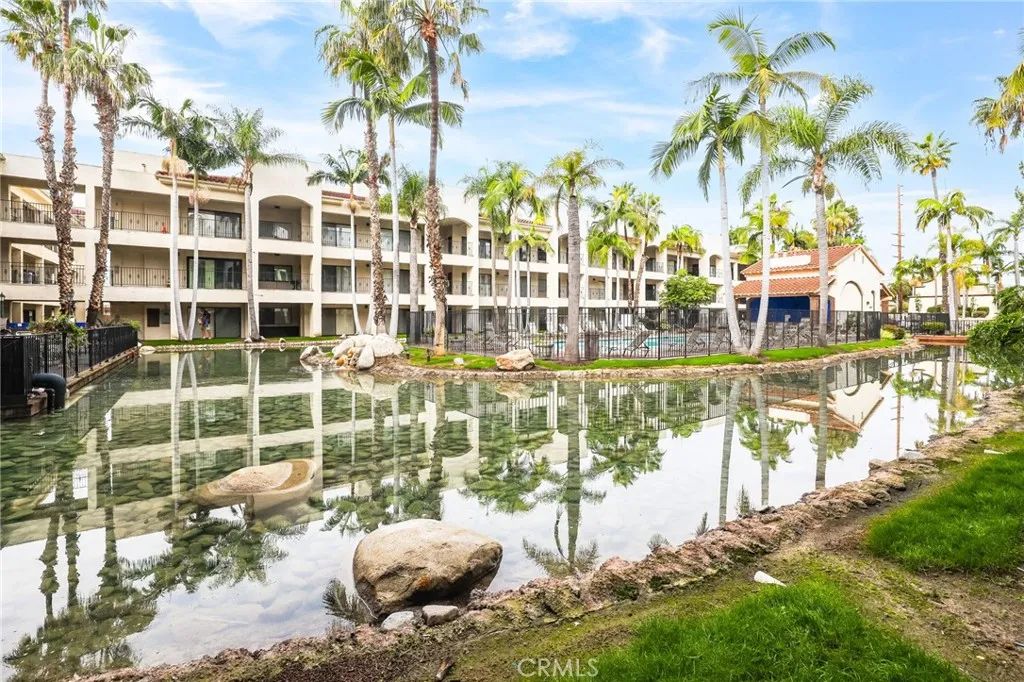 11630 Warner 414, Fountain Valley, CA 92708