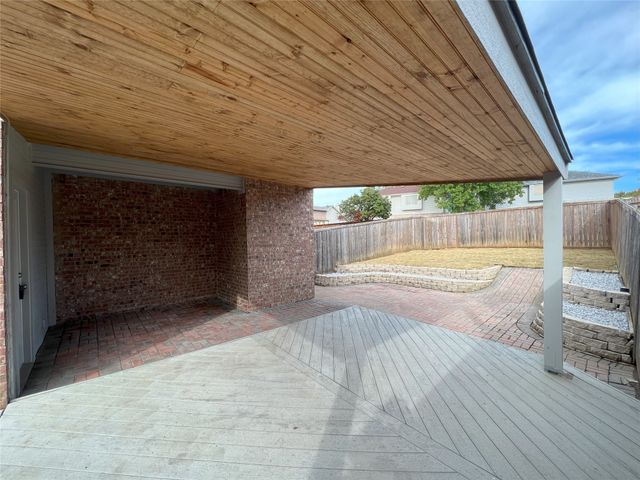 1437 Saint Gallen Lane, Lewisville, TX 75067