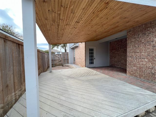 1437 Saint Gallen Lane, Lewisville, TX 75067