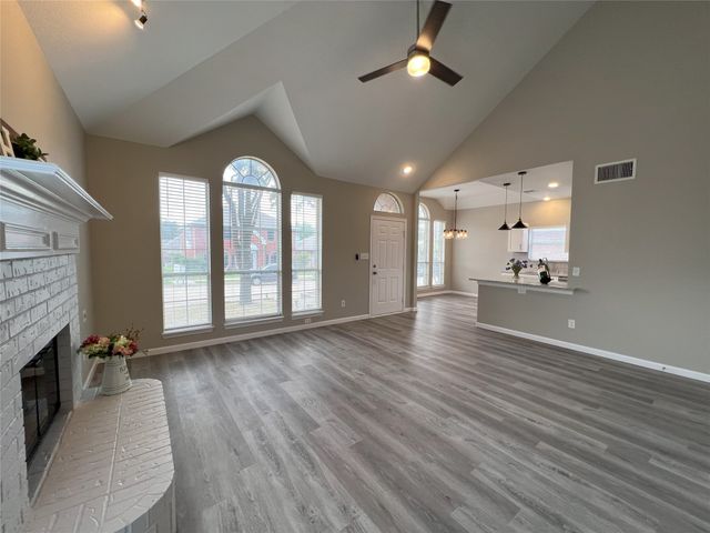 1437 Saint Gallen Lane, Lewisville, TX 75067