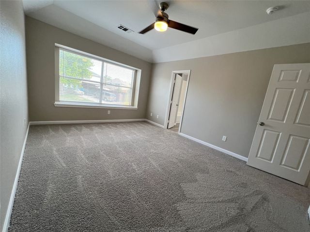 1437 Saint Gallen Lane, Lewisville, TX 75067