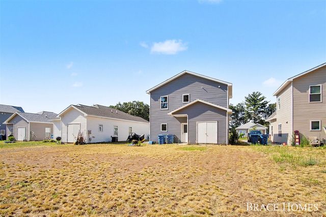 1808 Robinson Street, Grand Haven, MI 49417