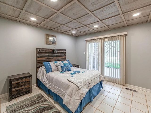 249 Peace Chapel Rd, Scotts Hill, TN 38374