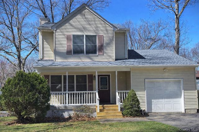 28 Williston Road, Sound Beach, NY 11789