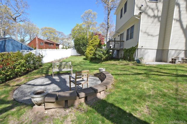 28 Williston Road, Sound Beach, NY 11789