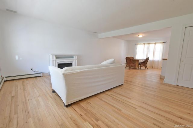 28 Williston Road, Sound Beach, NY 11789