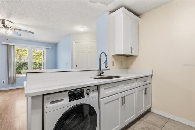 2612 GRASSY POINT DRIVE 208, Lake Mary, FL 32746