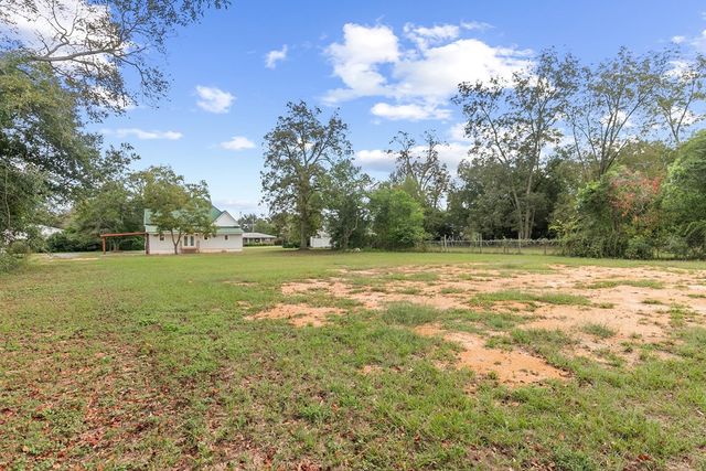 142 S Broad Street, Newville, AL 36353