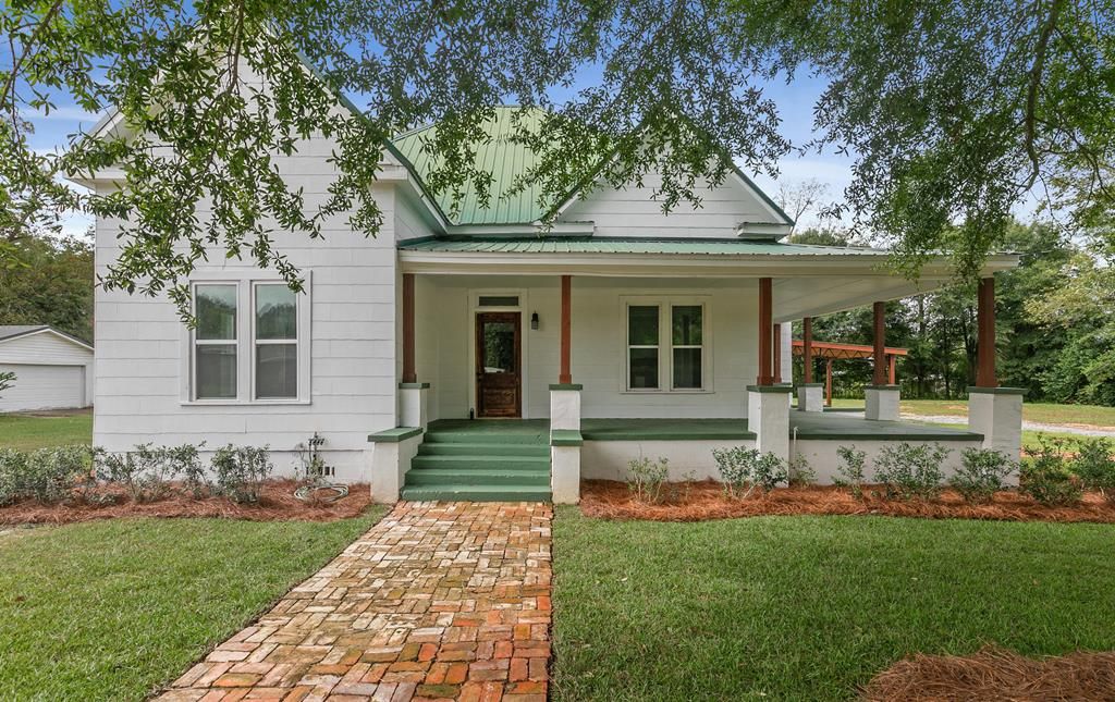 142 S Broad Street, Newville, AL 36353