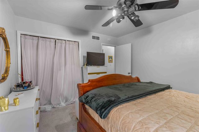 1078 Lynden Road, Holland, MI 49423