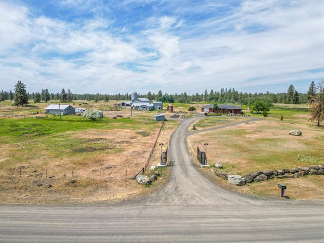 25012 S Harmony Rd, Cheney, WA 99004